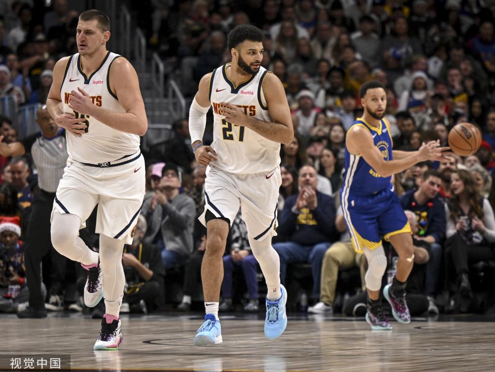 斯及其团队 斯及其团队