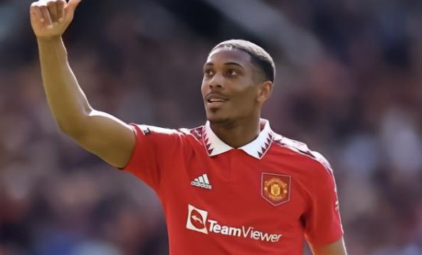 引发了足球 引发了足球