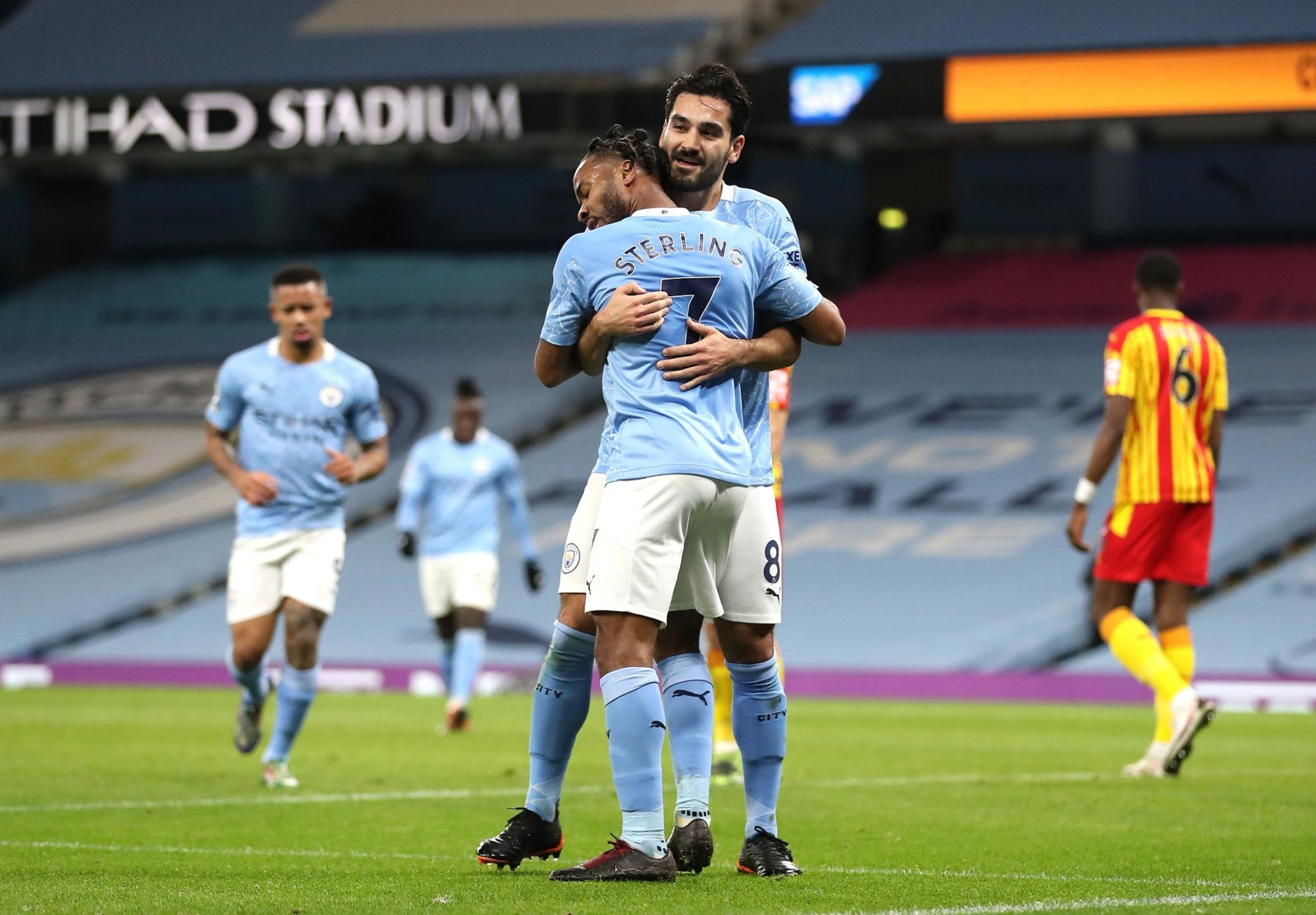 张玉宁多次 张玉宁多次